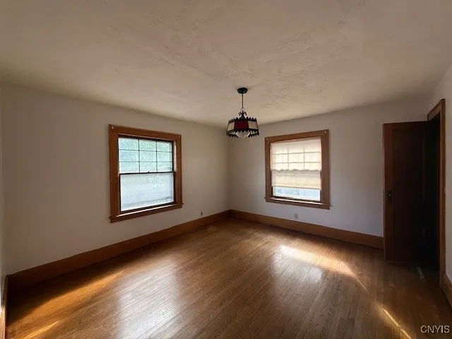 $2,300 | 211 Hartford Place, Utica, NY 13502