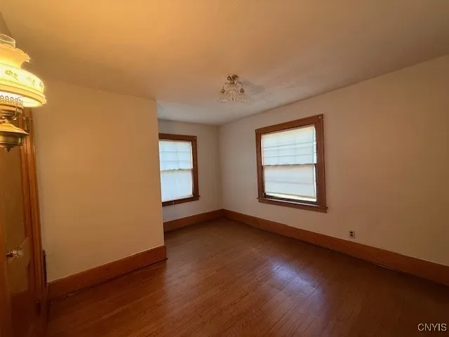 $2,300 | 211 Hartford Place, Utica, NY 13502