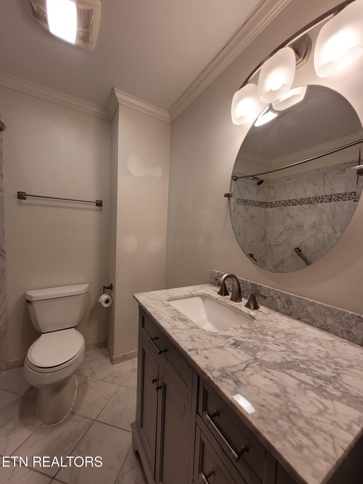 18 Moore Lane Oak Ridge, TN 37830 - Photo 13 of 19 1000036241