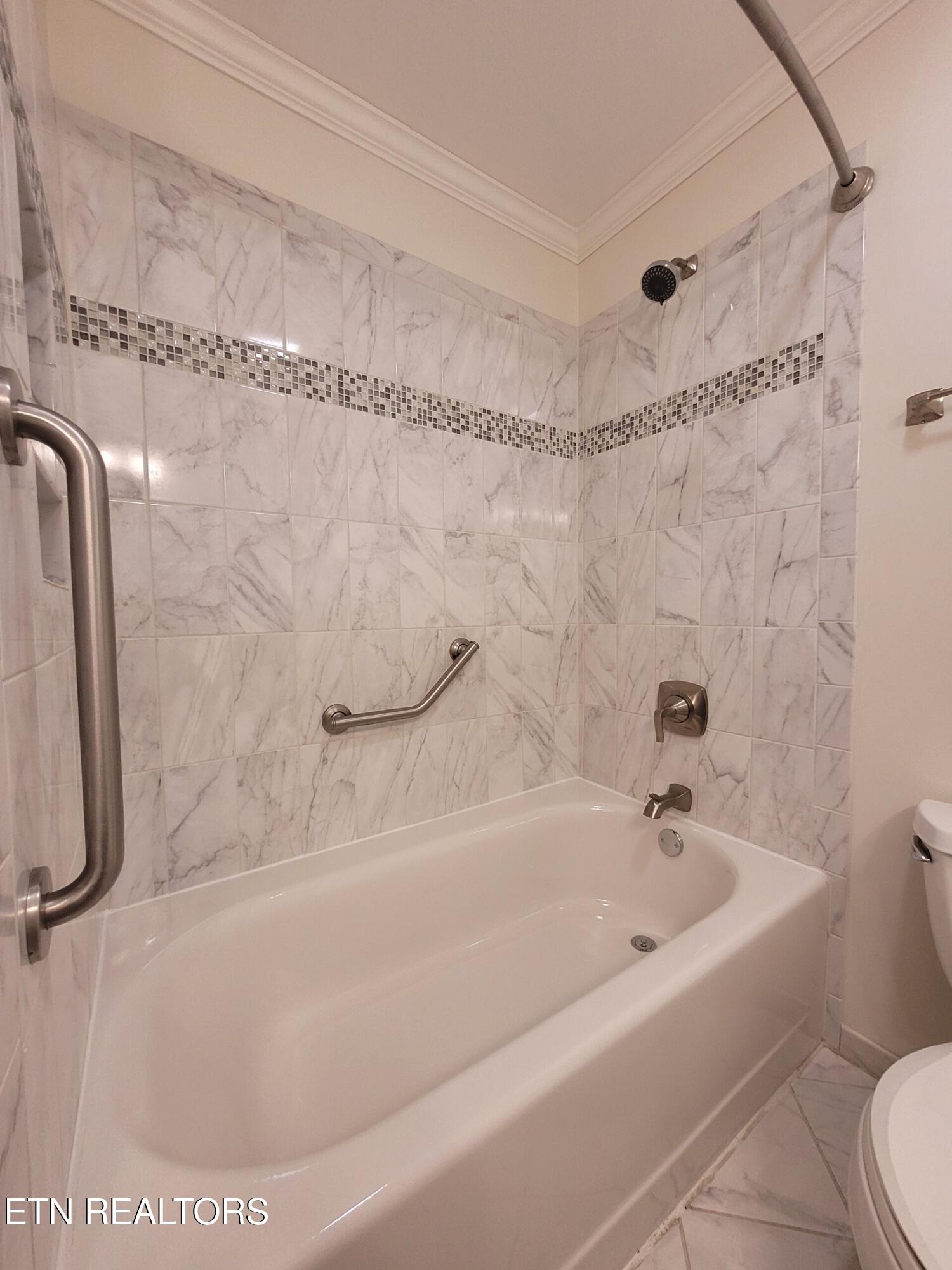 18 Moore Lane Oak Ridge, TN 37830 - Photo 15 of 19 1000036238