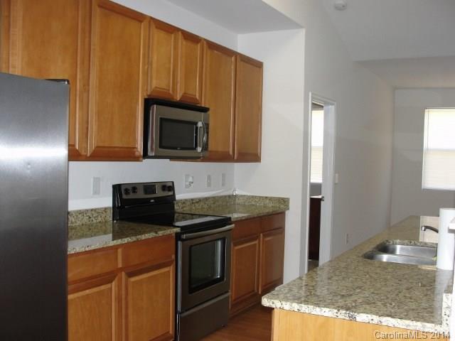 9116 Gray Willow Road Charlotte, NC 28227 - Photo 4 of 17