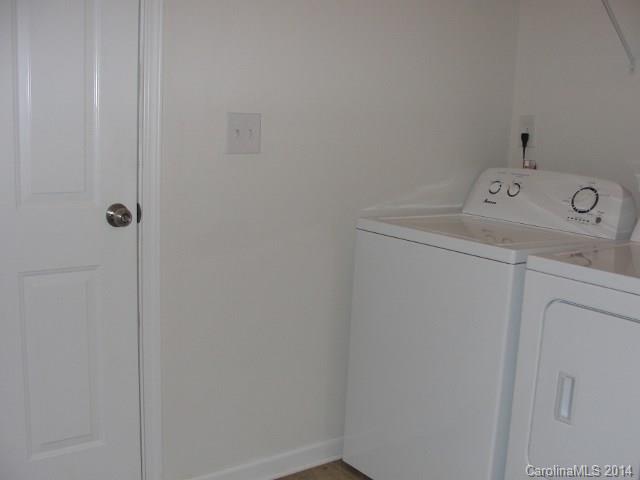 9116 Gray Willow Road Charlotte, NC 28227 - Photo 9 of 17