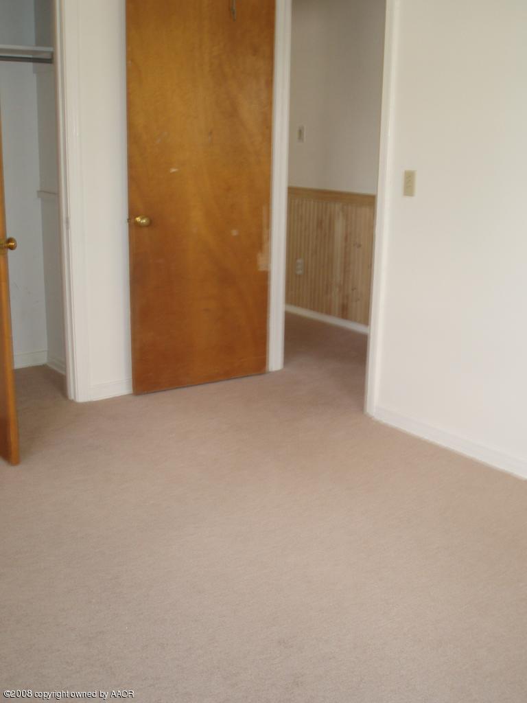 4425 South Fannin Street Amarillo, TX 79110 - Photo 17 of 23 2nd Bedroom 1