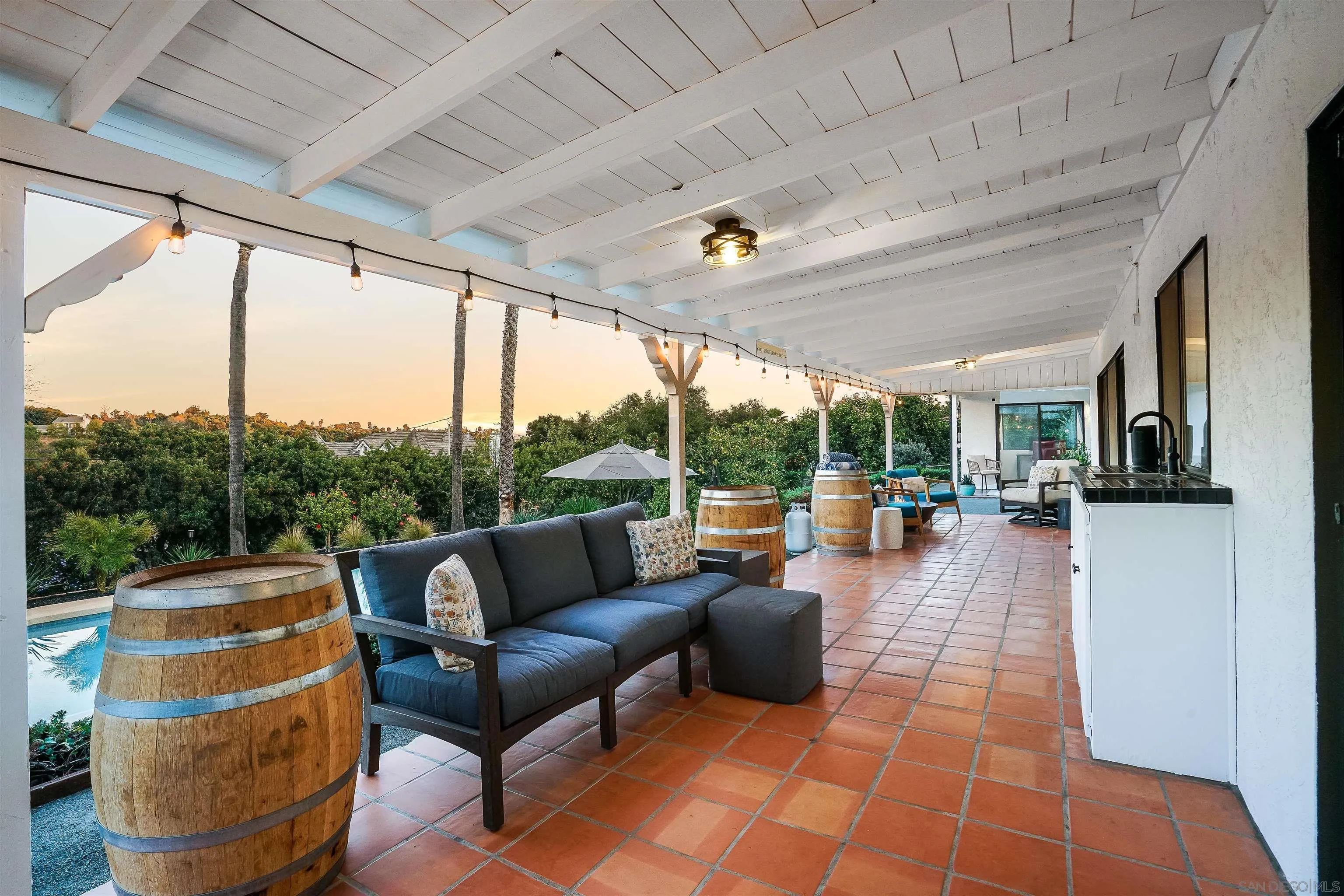 174 Vía De Casa Fallbrook, CA 92028 - Photo 33 of 47 a outdoor space with patio lots of furniture