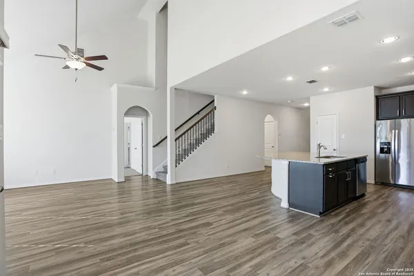 $2,875 | 204 Tiltwood Court, Boerne, TX 78006