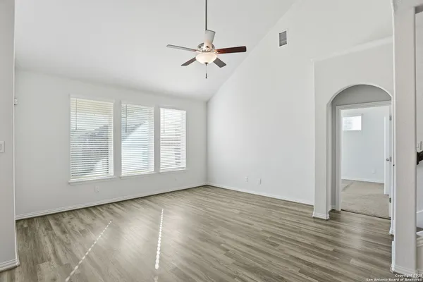 $2,875 | 204 Tiltwood Court, Boerne, TX 78006