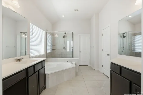 $2,875 | 204 Tiltwood Court, Boerne, TX 78006