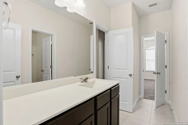 $2,875 | 204 Tiltwood Court, Boerne, TX 78006