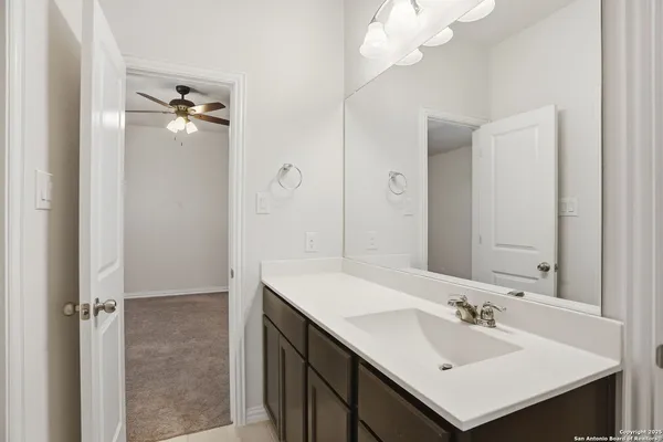 $2,875 | 204 Tiltwood Court, Boerne, TX 78006