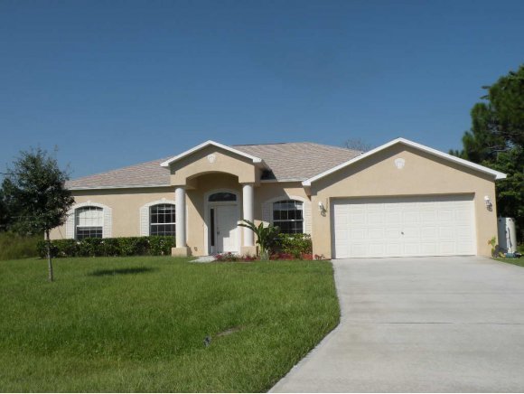 3350 Southwest Fitzpatrick Palm Bay, FL 32908 - Photo 1 of 12 Primary Photo
