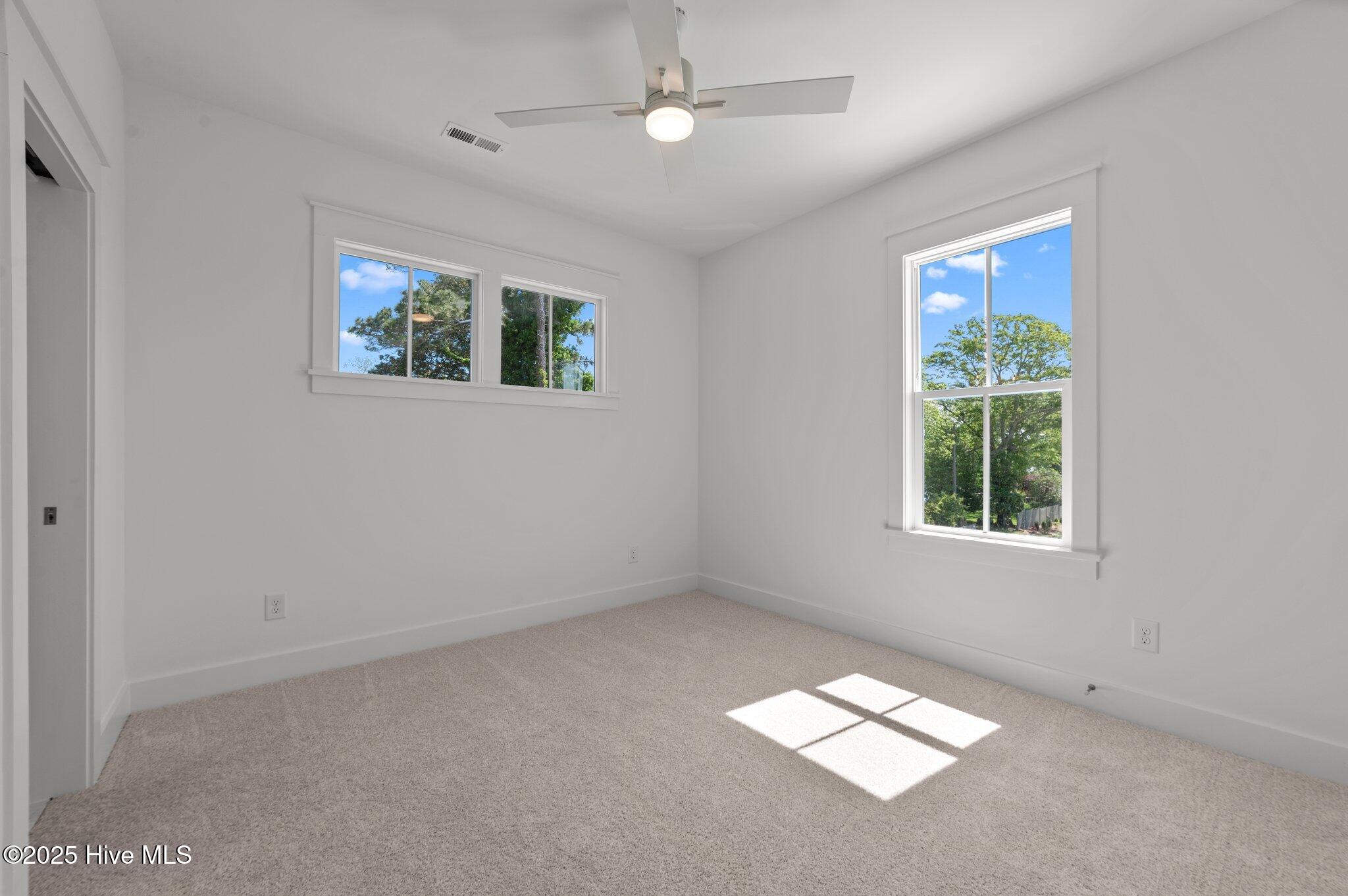 100 Wiley Street Washington, NC 27889 - Photo 29 of 53 35-web-or-mls-LHV_4262