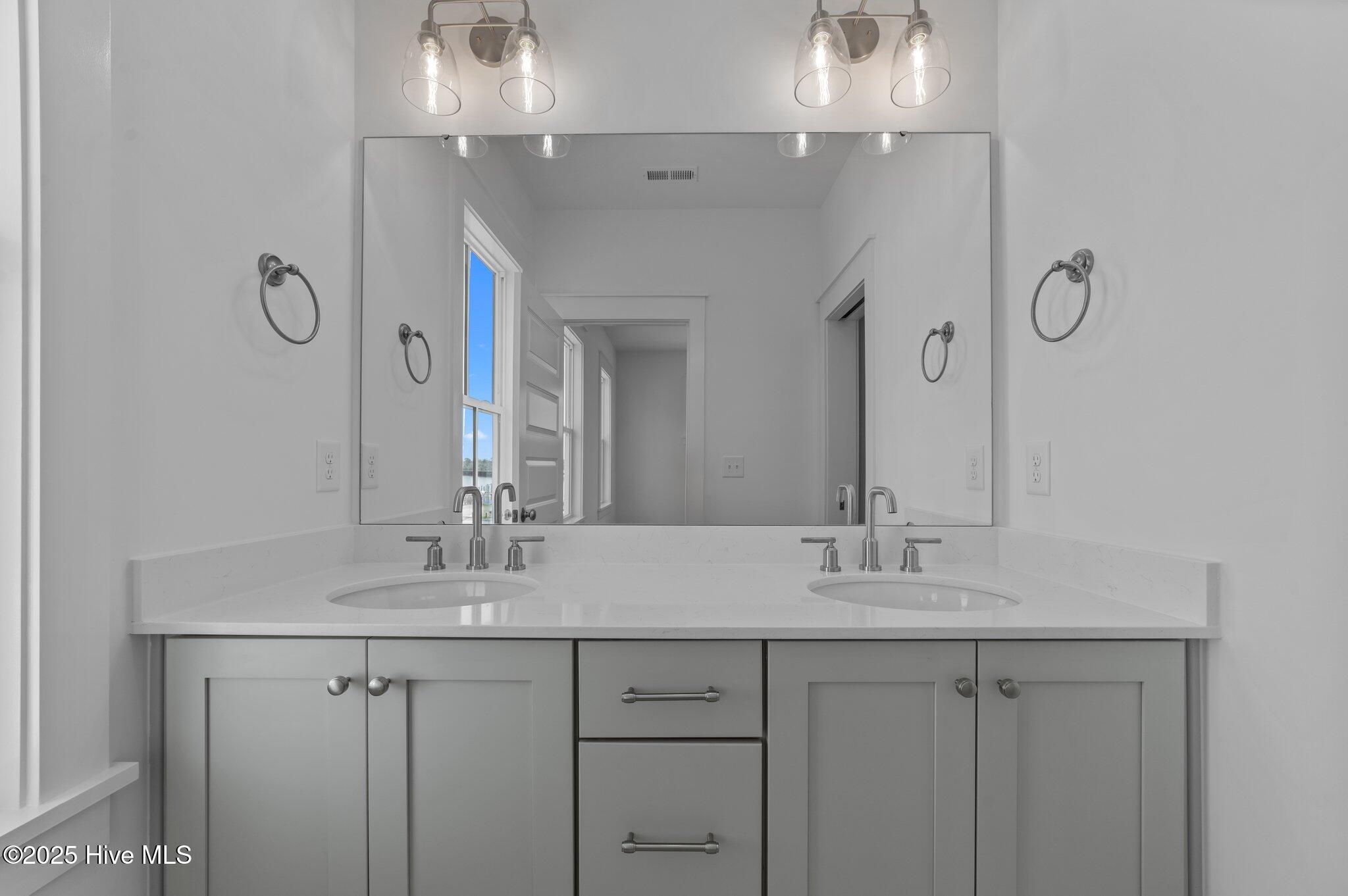 100 Wiley Street Washington, NC 27889 - Photo 31 of 53 33-web-or-mls-LHV_4256