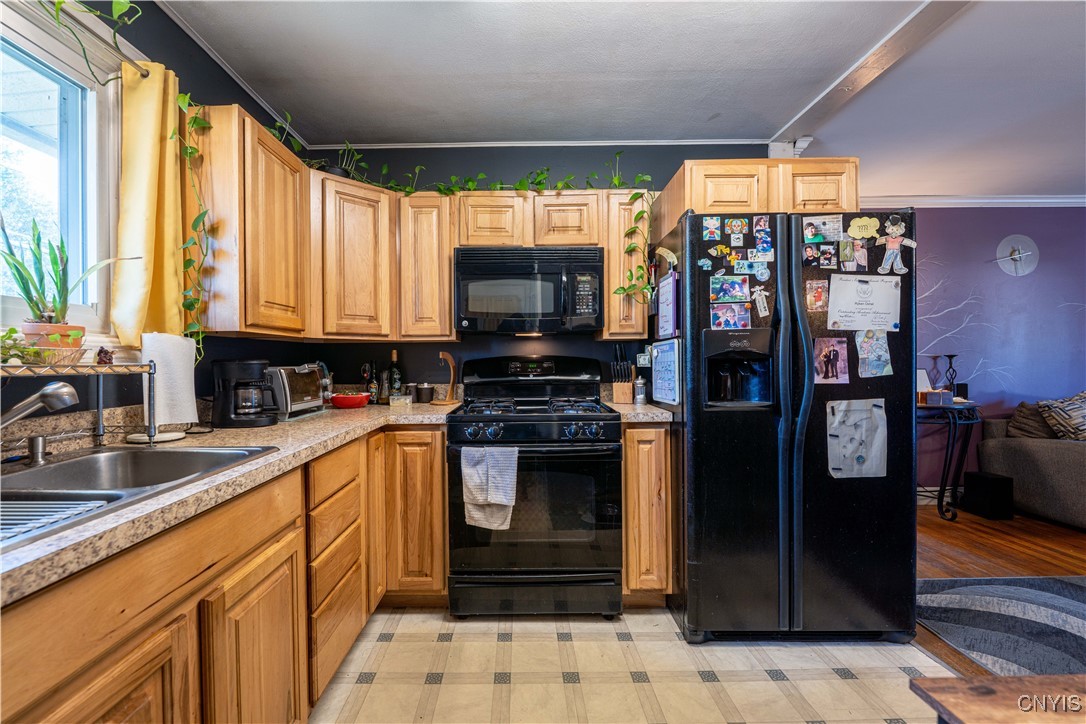 215 Dale Road Rome, NY 13440 - Photo 8 of 49