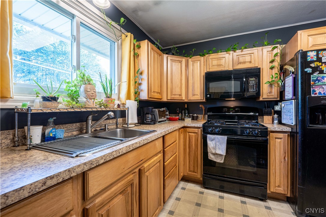 215 Dale Road Rome, NY 13440 - Photo 9 of 49