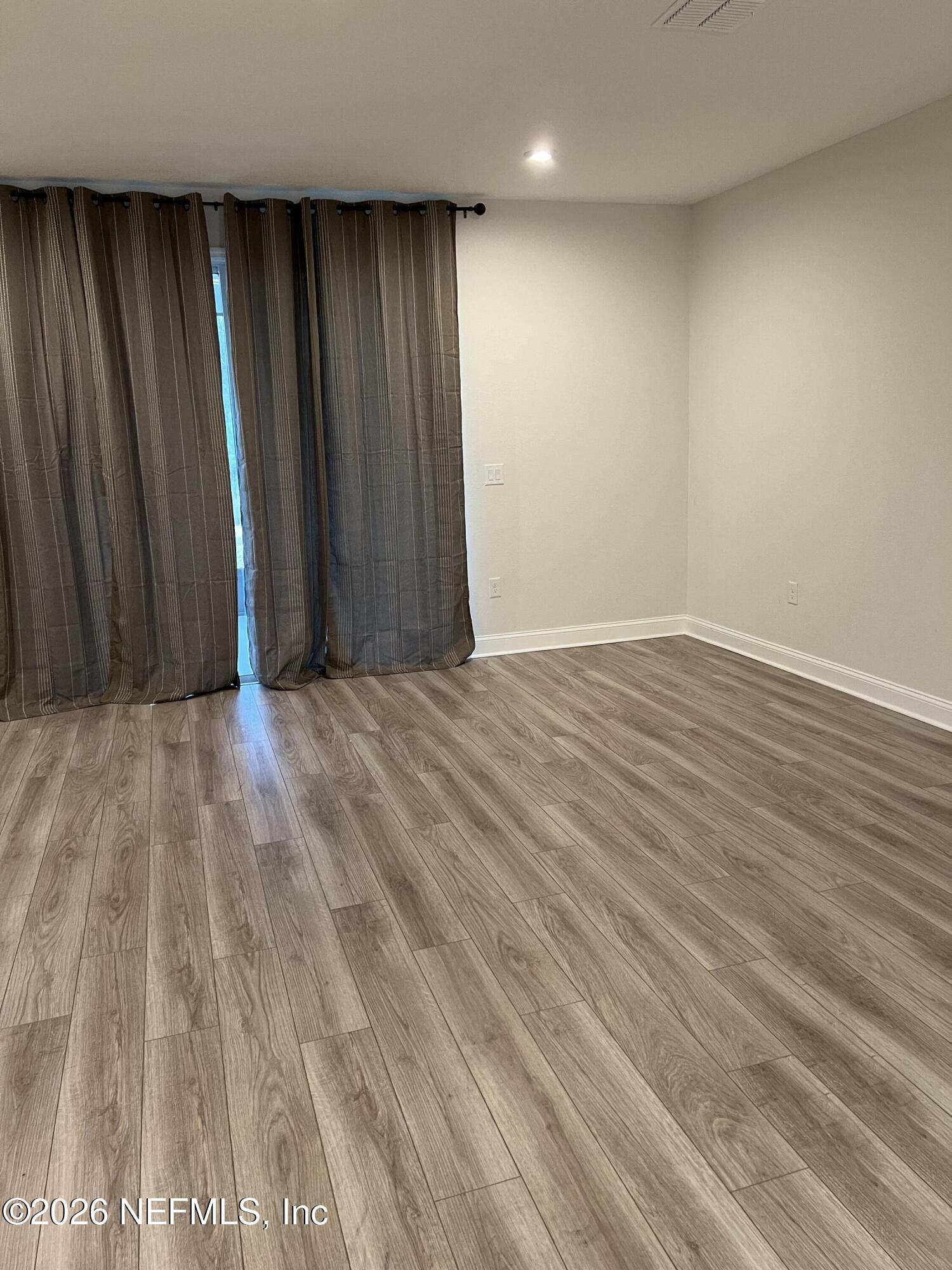 504 Blue Daze Street Yulee, FL 32097 - Photo 2 of 34 IMG_2541