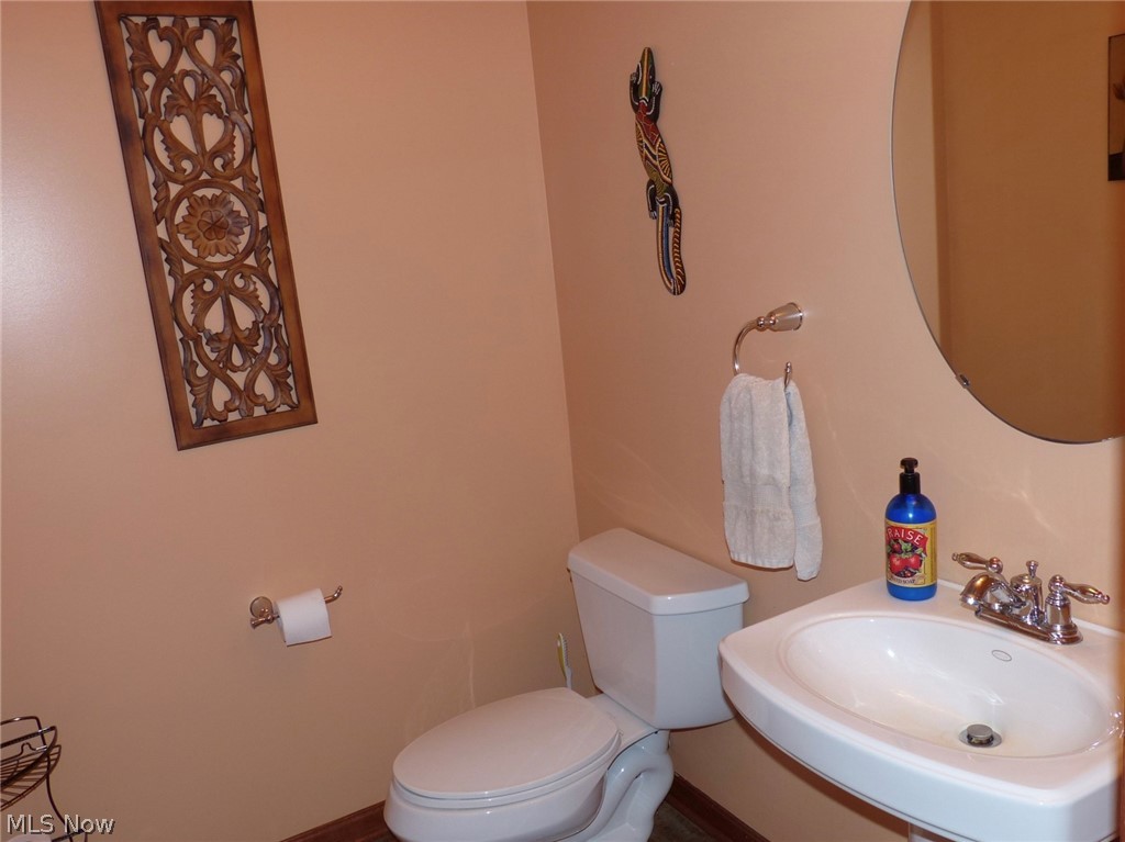 5875 Trask Road Thompson, OH 44086 - Photo 17 of 31