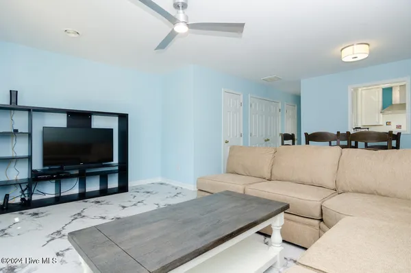 $2,520 | 510 Spartanburg Avenue, Unit B, Carolina Beach, NC 28428