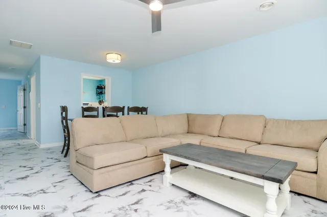 $2,520 | 510 Spartanburg Avenue, Unit B, Carolina Beach, NC 28428