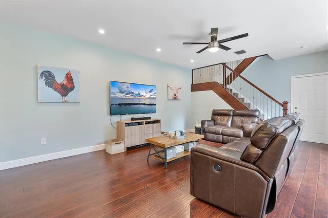 $895,000 | 15561 Northwest 12th Place, Pembroke Pines, FL 33028