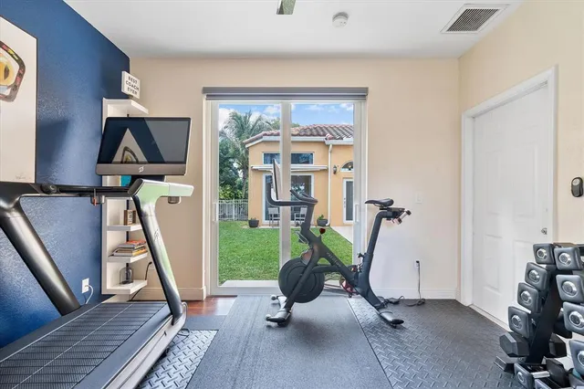$895,000 | 15561 Northwest 12th Place, Pembroke Pines, FL 33028