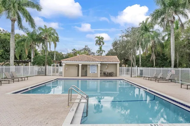 $895,000 | 15561 Northwest 12th Place, Pembroke Pines, FL 33028