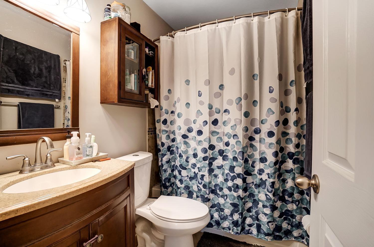 637 West Kemper Road Forest Park, OH 45246 - Photo 14 of 27