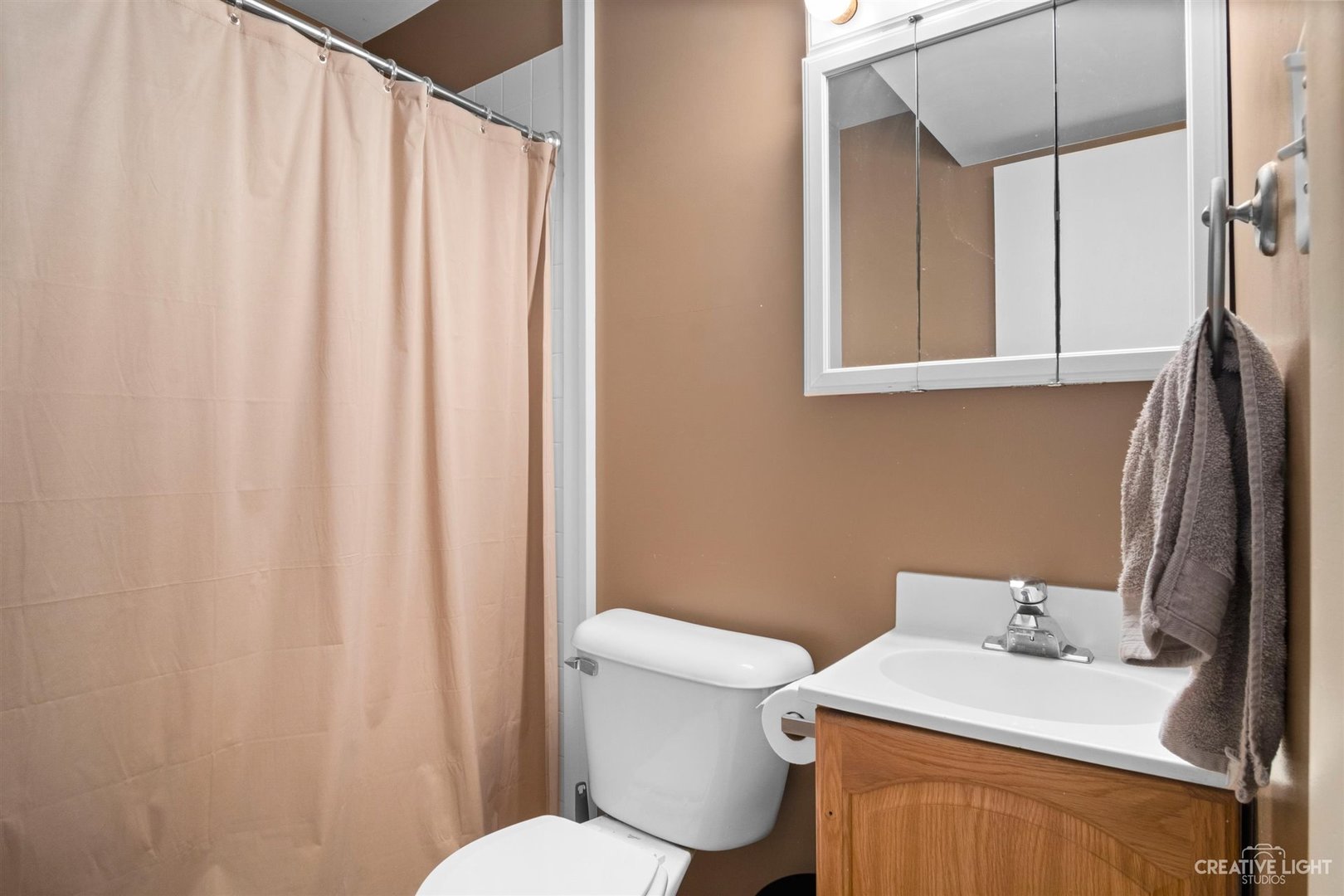 931 Cardiff Drive Crystal Lake, IL 60014 - Photo 12 of 17