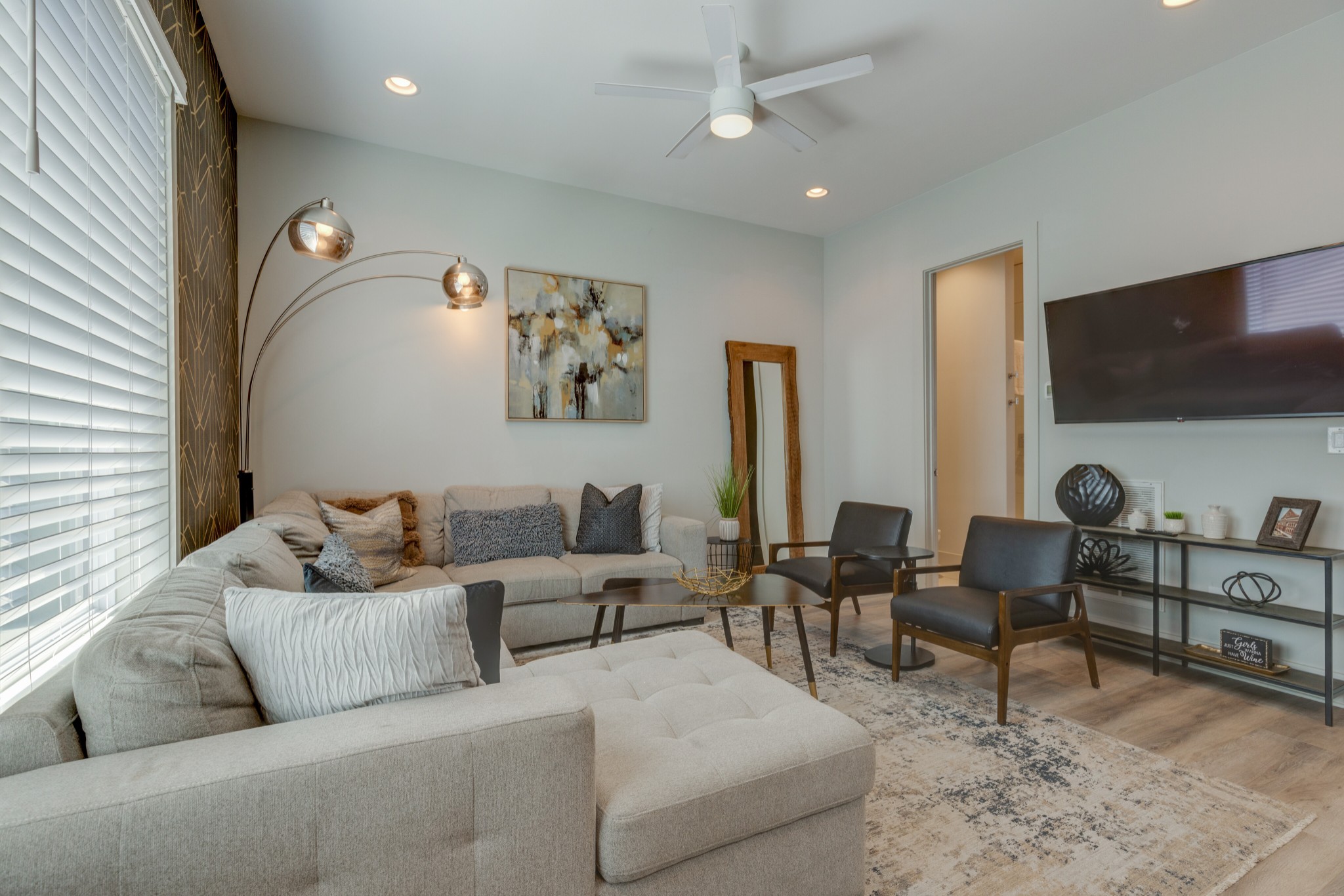 1112 Harmony Way Nashville, TN 37207 - Photo 20 of 44 a living room with furniture and a flat screen tv