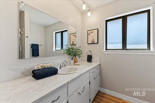 $392,900 | 615 East 15th N Street, Mountain Home, ID 83647