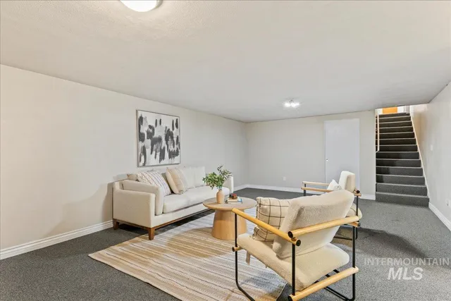 $392,900 | 615 East 15th N Street, Mountain Home, ID 83647