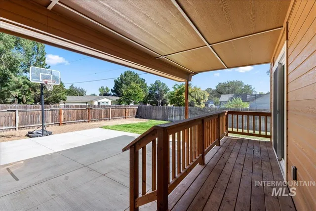 $392,900 | 615 East 15th N Street, Mountain Home, ID 83647