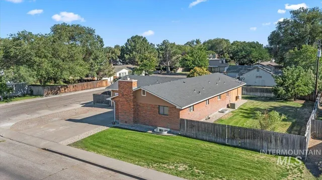 $392,900 | 615 East 15th N Street, Mountain Home, ID 83647