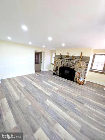 $575,000 | 2281 Horseshoe Pike, Honey Brook, PA 19344