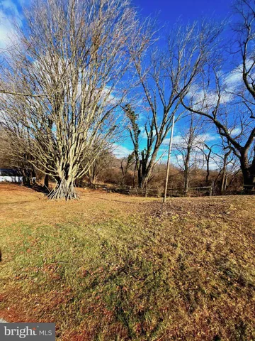 $575,000 | 2281 Horseshoe Pike, Honey Brook, PA 19344