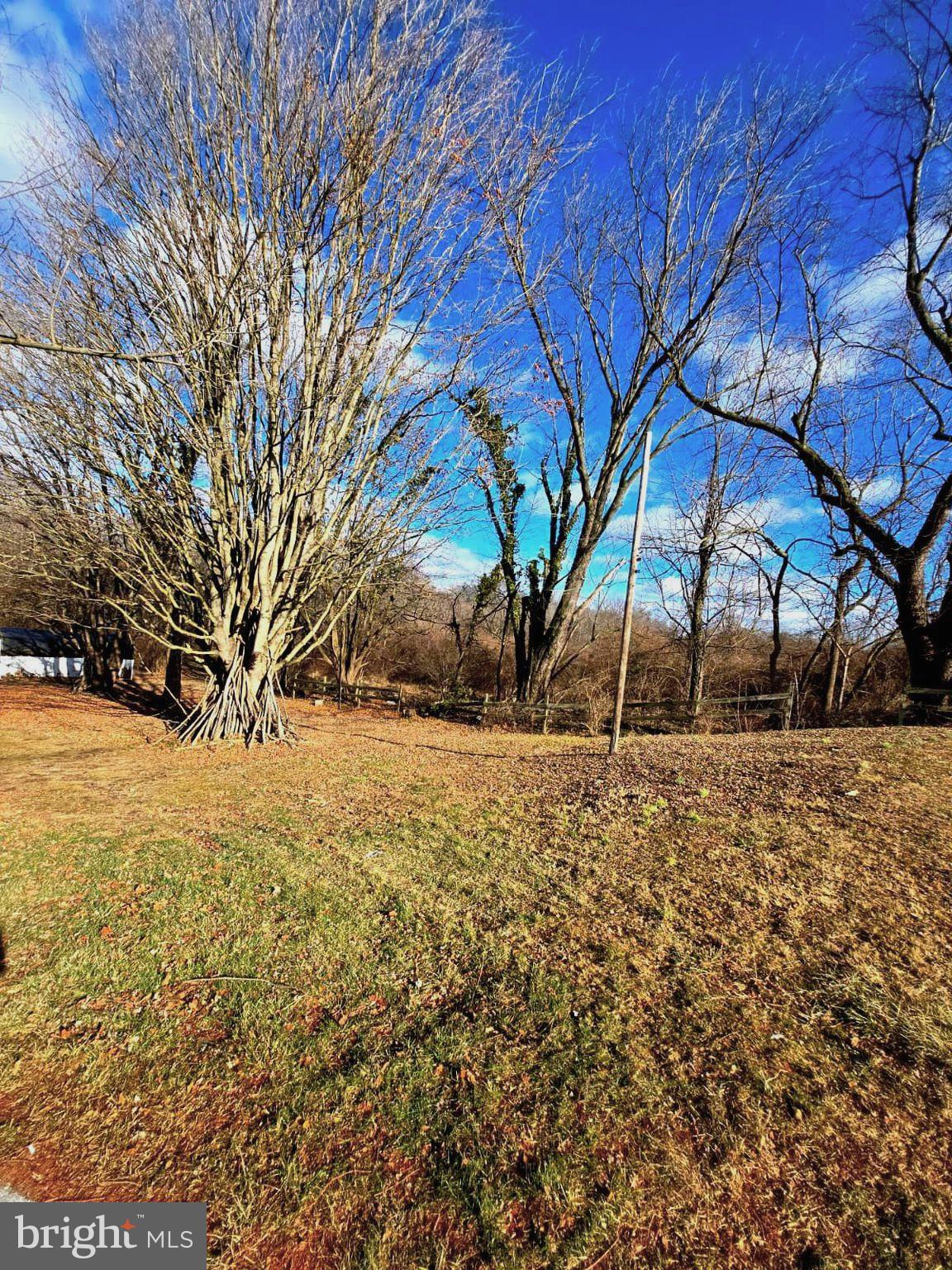 2281 Horseshoe Pike Honey Brook, PA 19344 - Photo 4 of 48