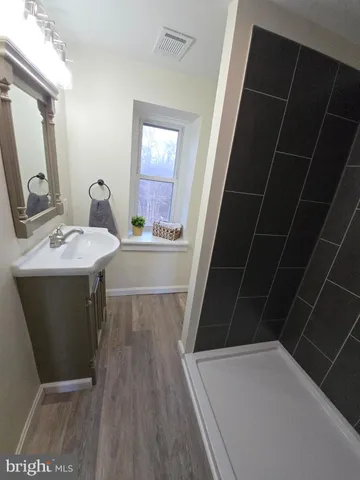 $575,000 | 2281 Horseshoe Pike, Honey Brook, PA 19344