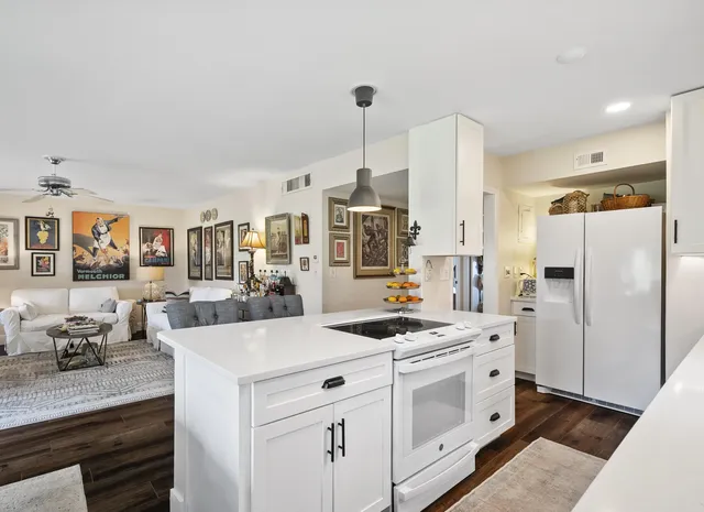 $290,000 | 5413 Southeast Miles Grant Road, Unit 205, Stuart, FL 34997