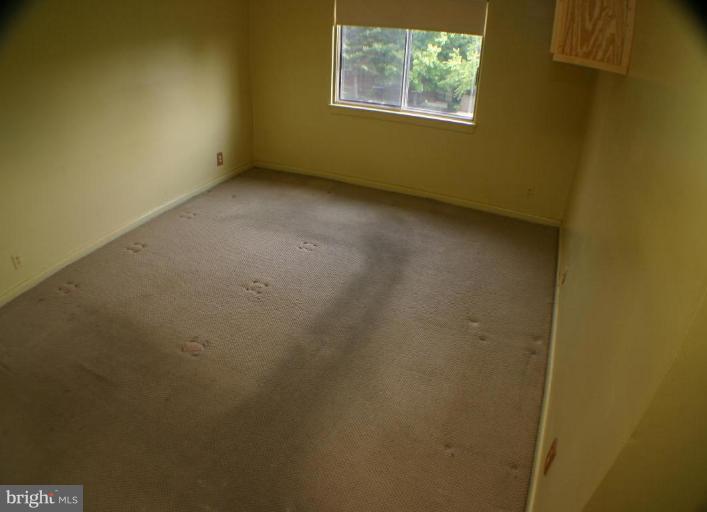 6270 Edsall Road, Unit 402 Alexandria, VA 22312 - Photo 8 of 12 Master Bedroom