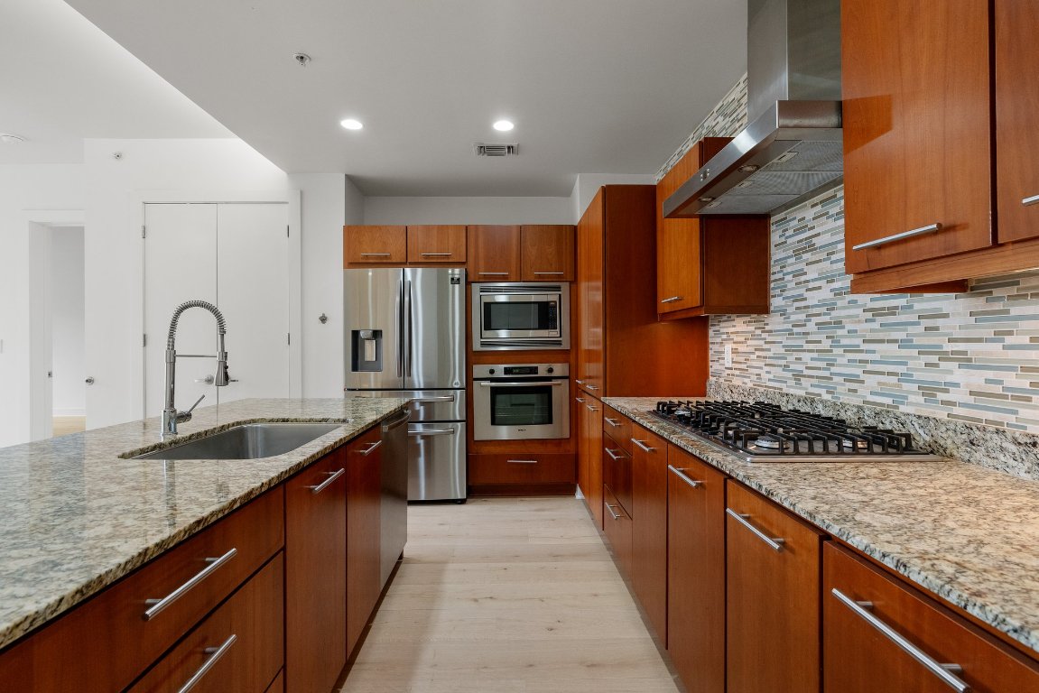 210 Lee Barton Drive, Unit 517 Austin, TX 78704 - Photo 3 of 24