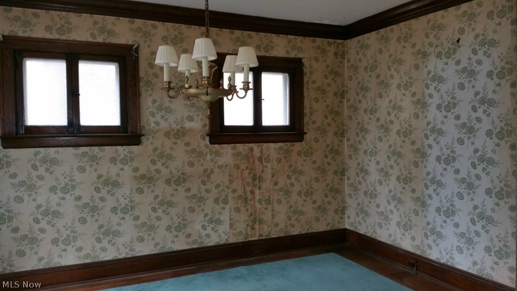 910 Dresden Road Cleveland Heights, OH 44112 - Photo 4 of 8 Gallery Image 4