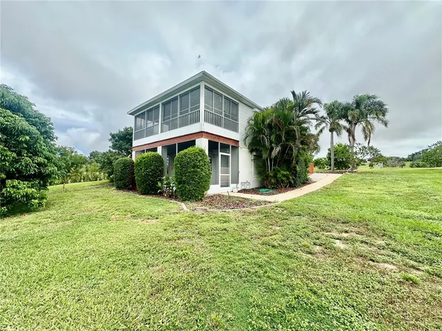 a view of a golf course