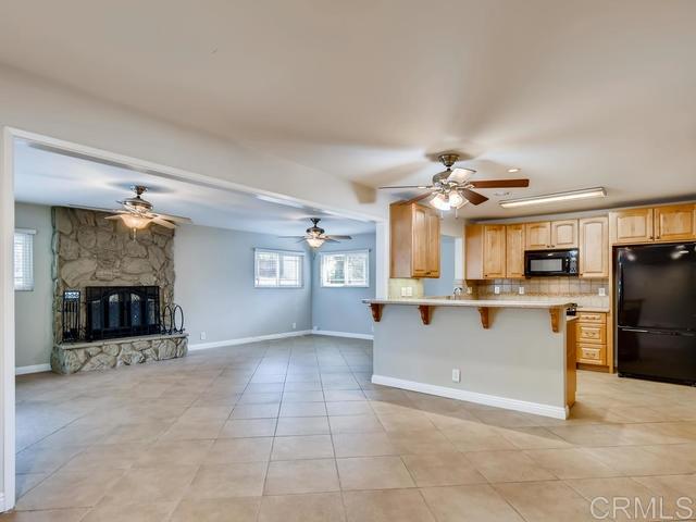 9252 Bellagio Road Santee, CA 92071 - Photo 7 of 25