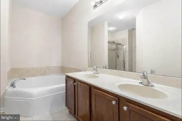 $2,750 | 234 Breeders Cup Drive, Cherry Hill, NJ 08002