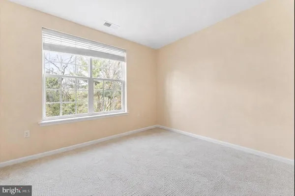 $2,750 | 234 Breeders Cup Drive, Cherry Hill, NJ 08002