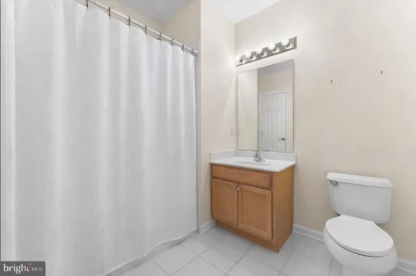 $2,750 | 234 Breeders Cup Drive, Cherry Hill, NJ 08002