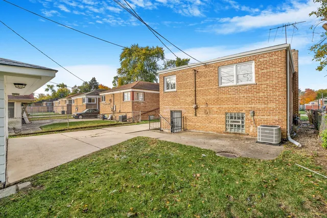 $237,900 | 14223 University Avenue, Dolton, IL 60419