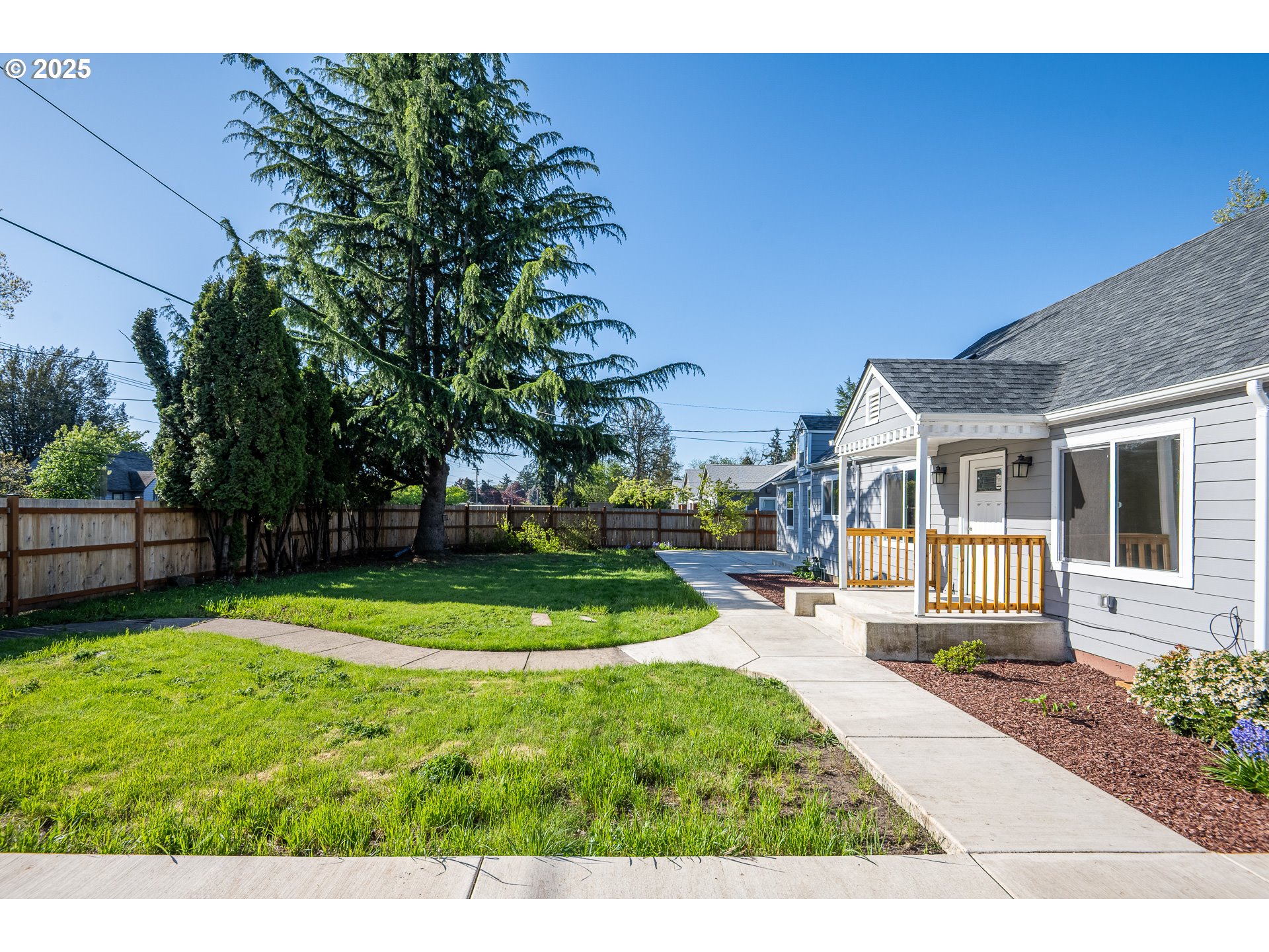 950 Coburg Road Eugene, OR 97401 - Photo 3 of 32 Gallery Image 3