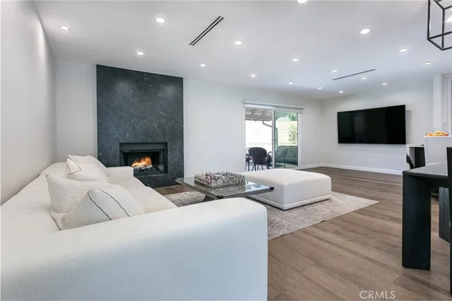 $1,175,000 | 16553 Kingsbury Street, Granada Hills, CA 91344