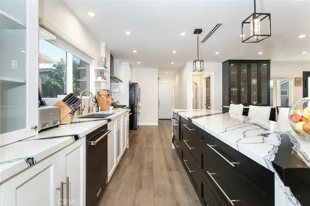 $1,175,000 | 16553 Kingsbury Street, Granada Hills, CA 91344