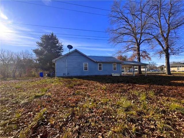 $214,900 | 1116 Lake Maurer Road, Excelsior Springs, MO 64024